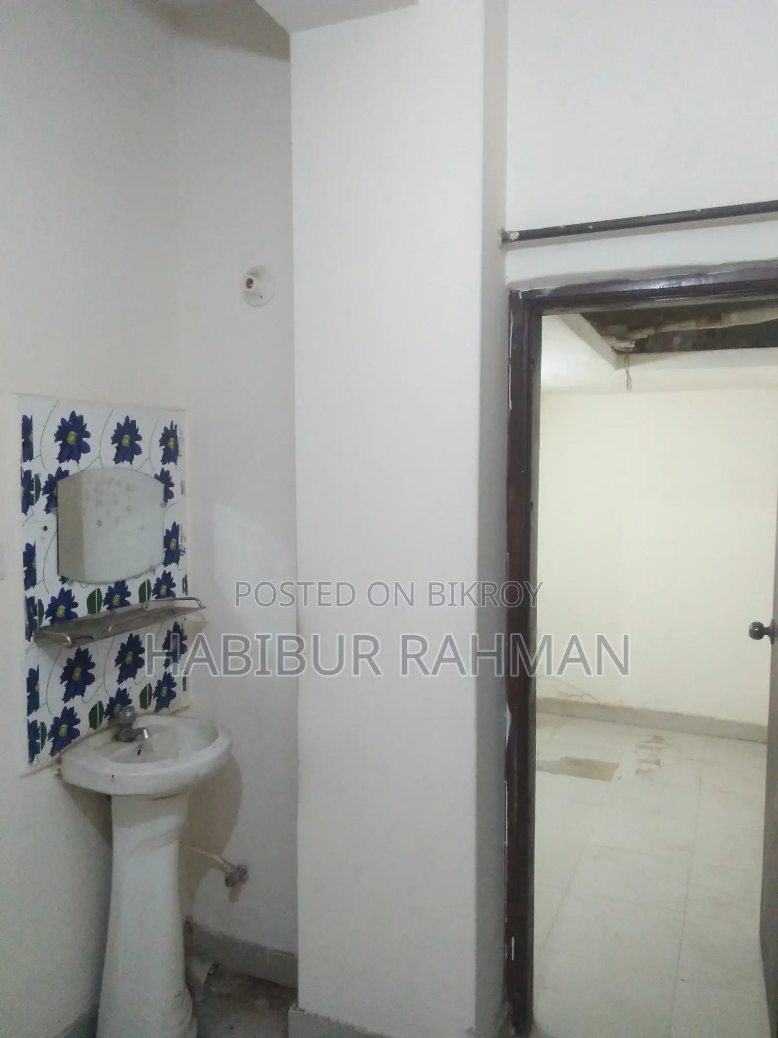 জাকির হোসেন রোডে সাজানো ১১ বেডরুমের অ্যাপার্টমেন্ট বিক্রির জন্য