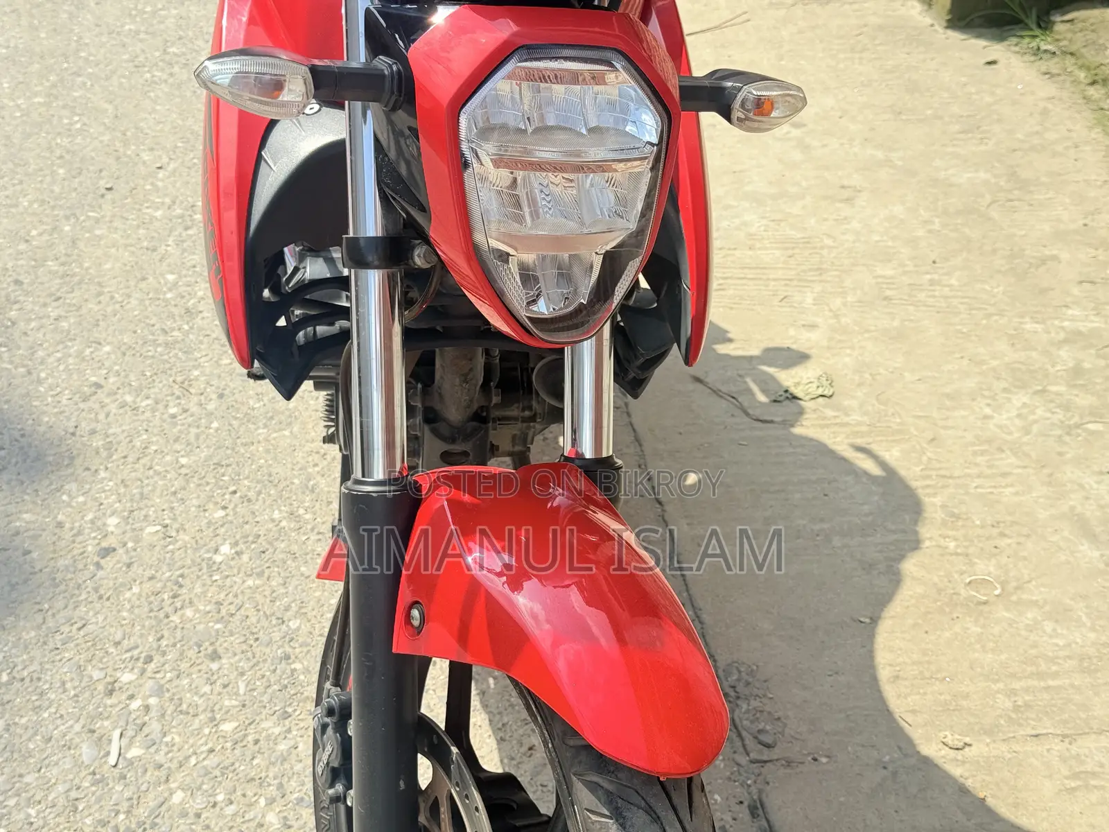 সুজুকি জিক্সার ২০২২ রেড