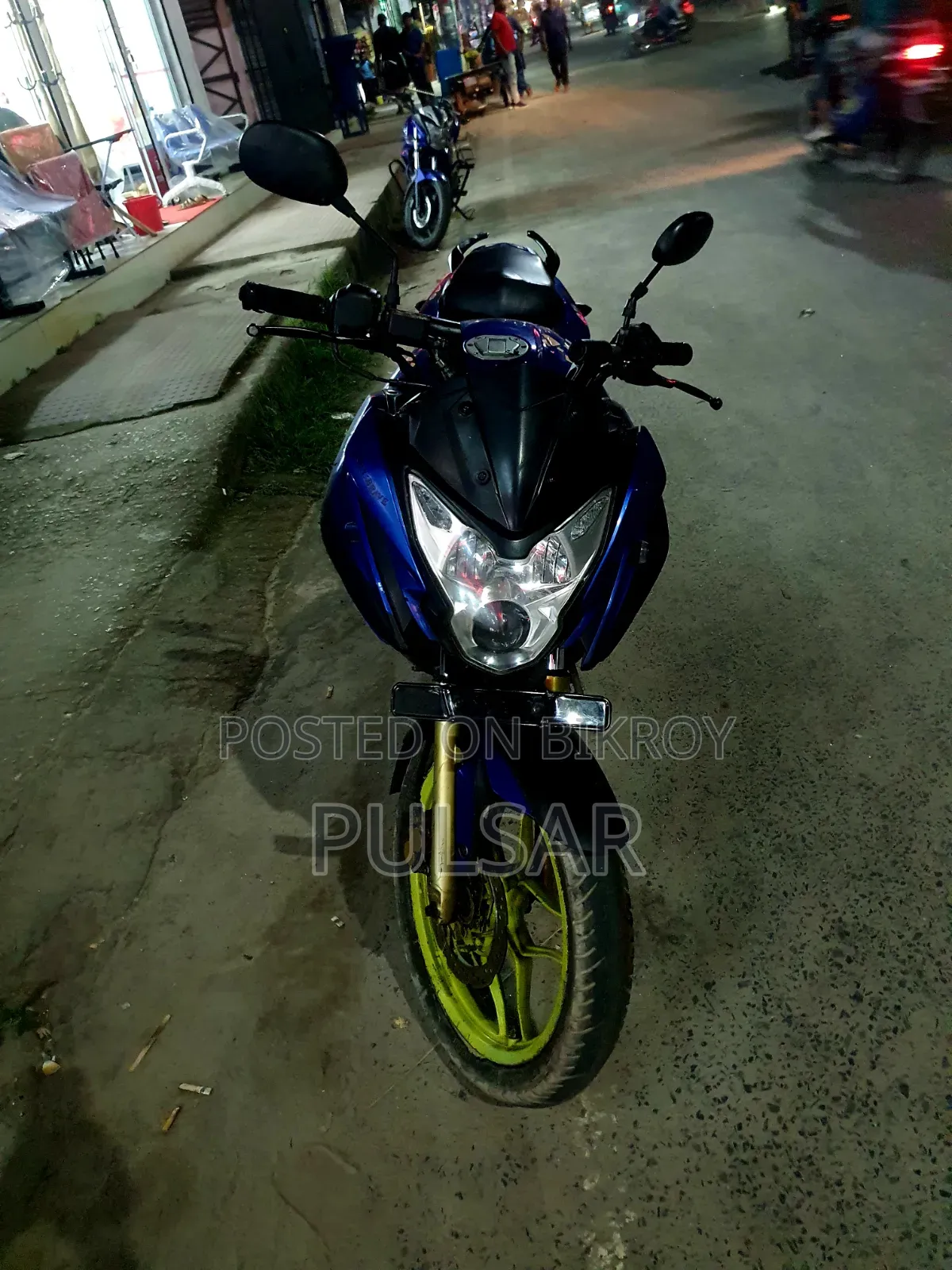 বাজাজ পালসার ১৫০ ২০১৯ নীল