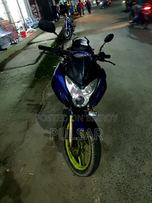 বাজাজ পালসার ১৫০ ২০১৯ নীল