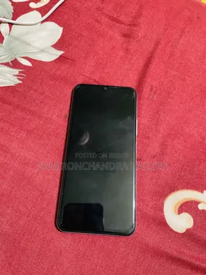 Vivo Y21 64 GB Silver