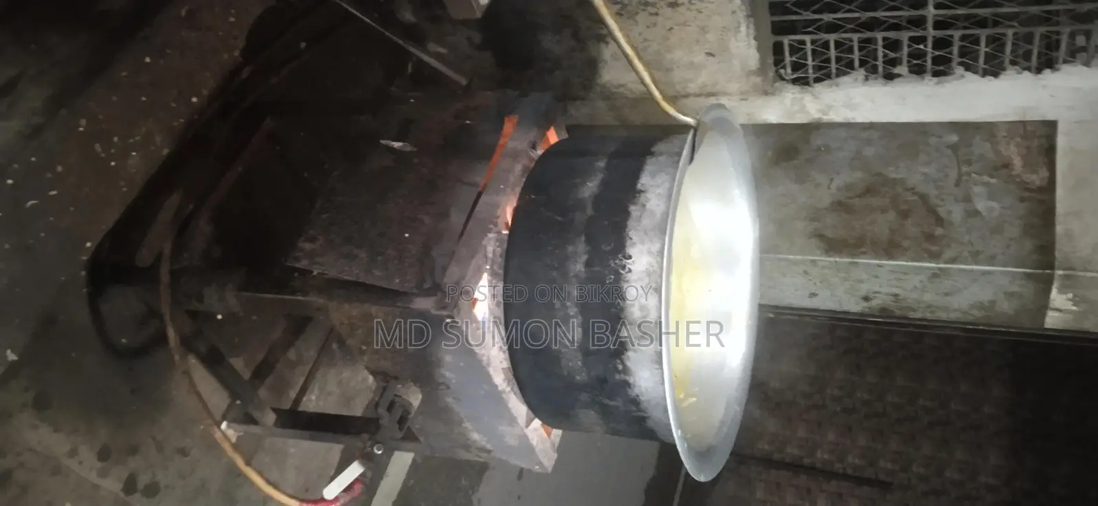 হোটেল ব্যবসার সকল আসবাবপত্র ও সরঞ্জাম । মূল্য আলোচনা সাপেক্ষে