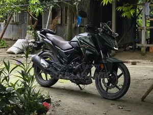 Honda X-Blade 160 2022 Green