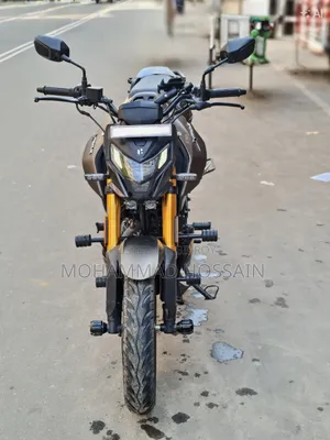 Hero Xtreme 160R 4V 2025 Brown