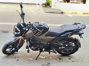Hero Xtreme 160R 4V 2025 Brown
