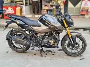 Hero Xtreme 160R 4V 2025 Brown