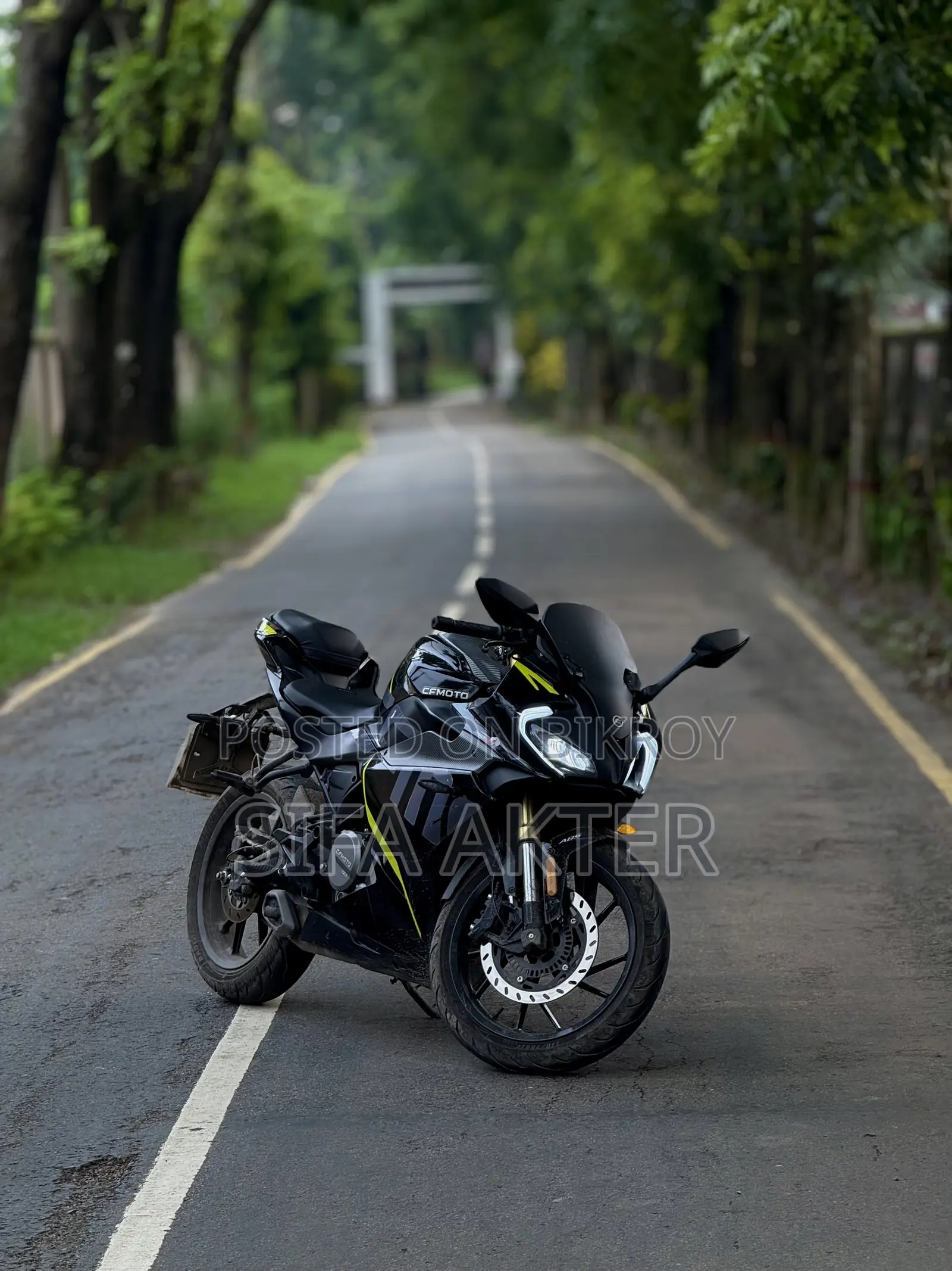 CFMoto 250SR 2025 Black