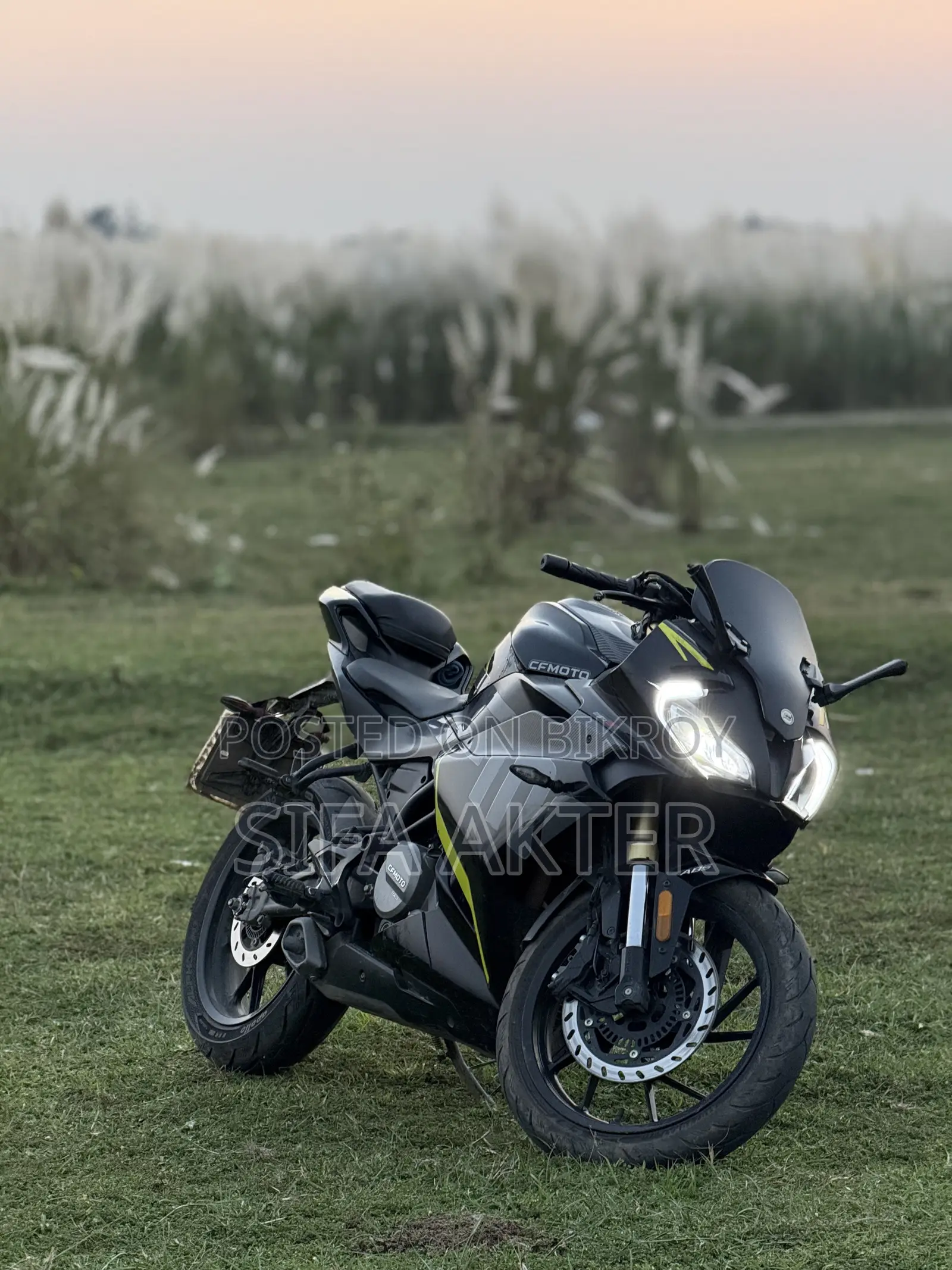 CFMoto 250SR 2025 Black