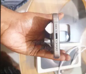 অ্যাপল আইফোন ১৫ প্রো ২৫৬ জিবি গ্রাফাইট