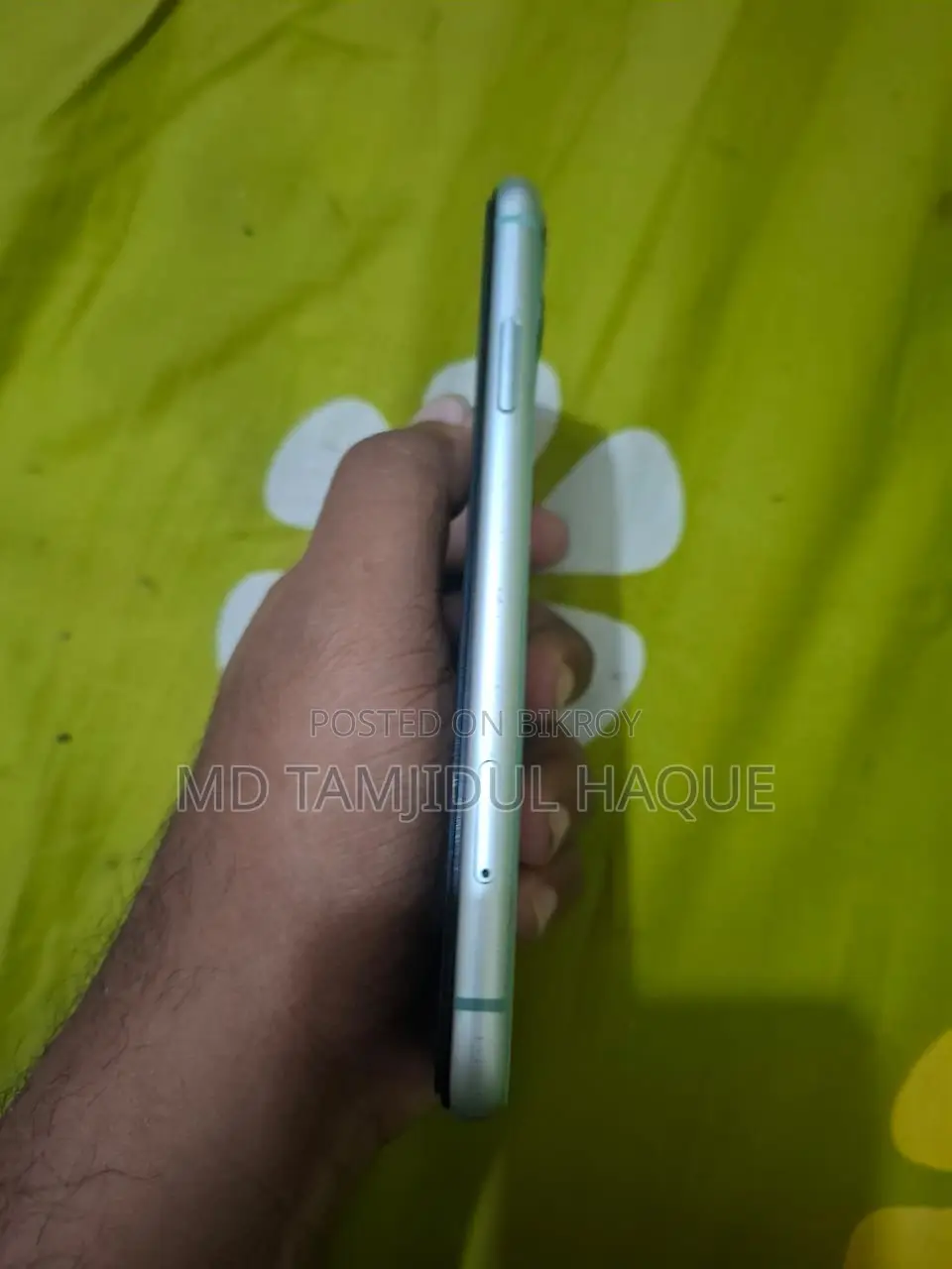 অ্যাপল আইফোন ১১ ১২৮ জিবি