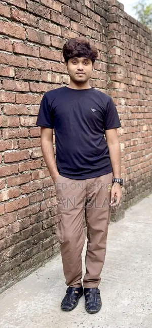 বাসার কাজ করার জন্য চাকরি চাইছি