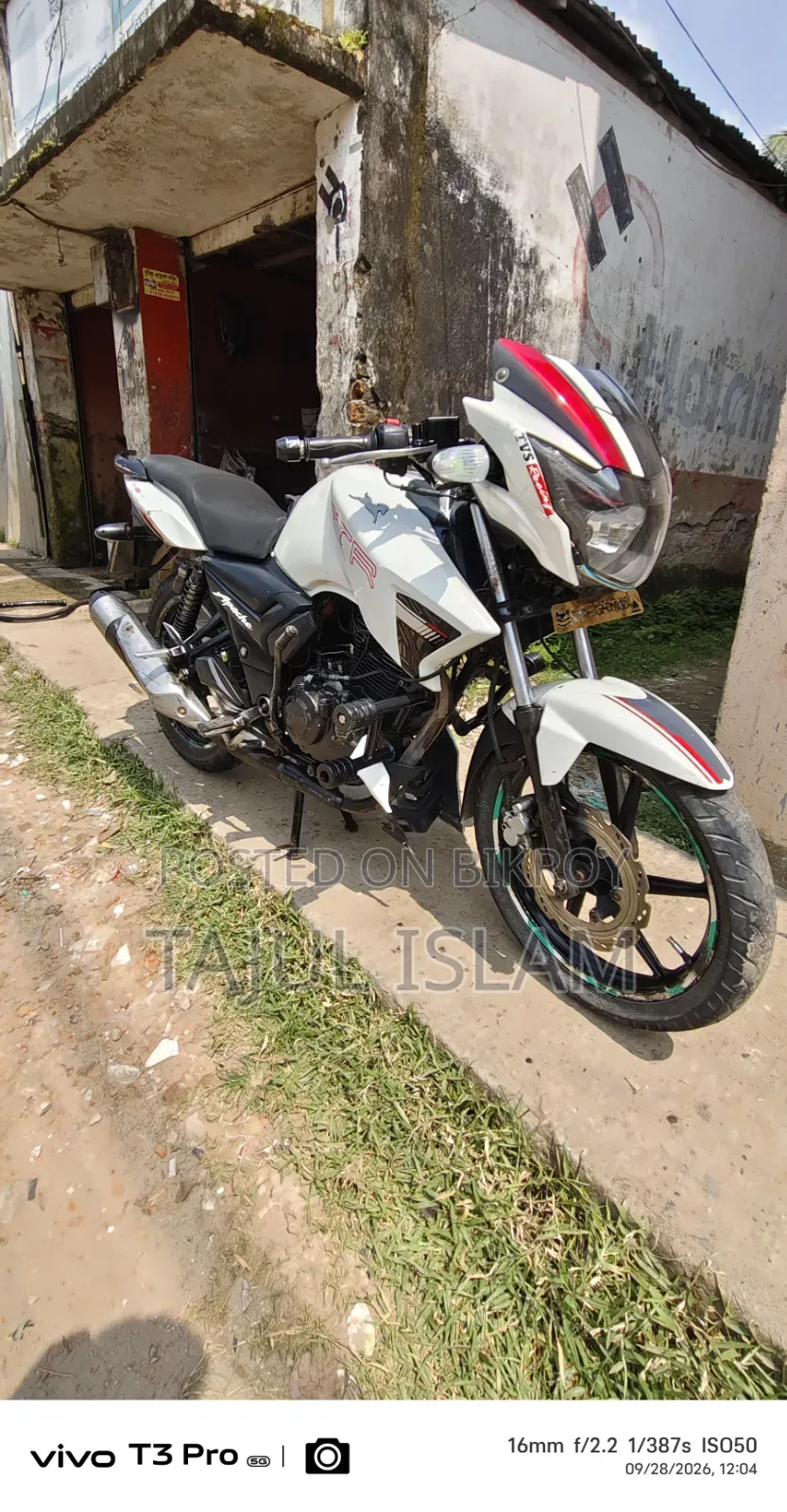 TVS Apache RTR 160 2V 2014 White
