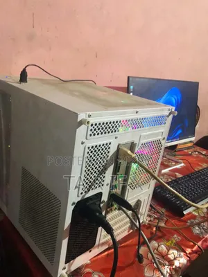 Desktop Computer 3XS Custom AM5 16GB Intel Xeon SSHD+SSD 16 GB