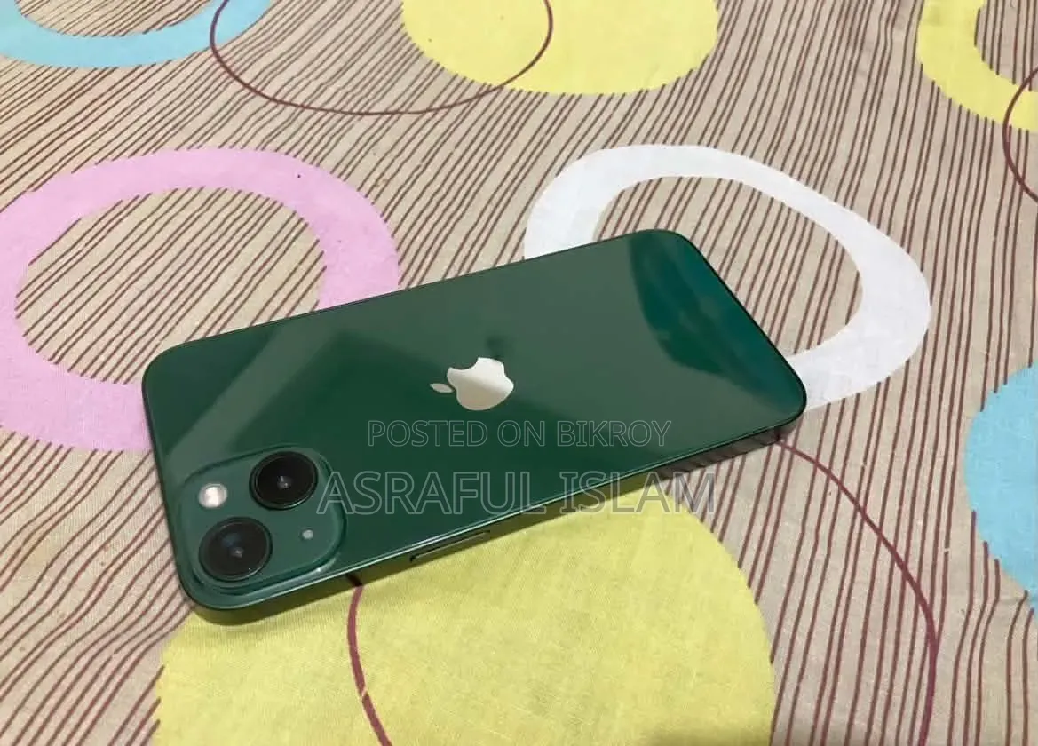 Apple iPhone 13 128 GB Green
