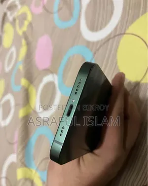 Apple iPhone 13 128 GB Green