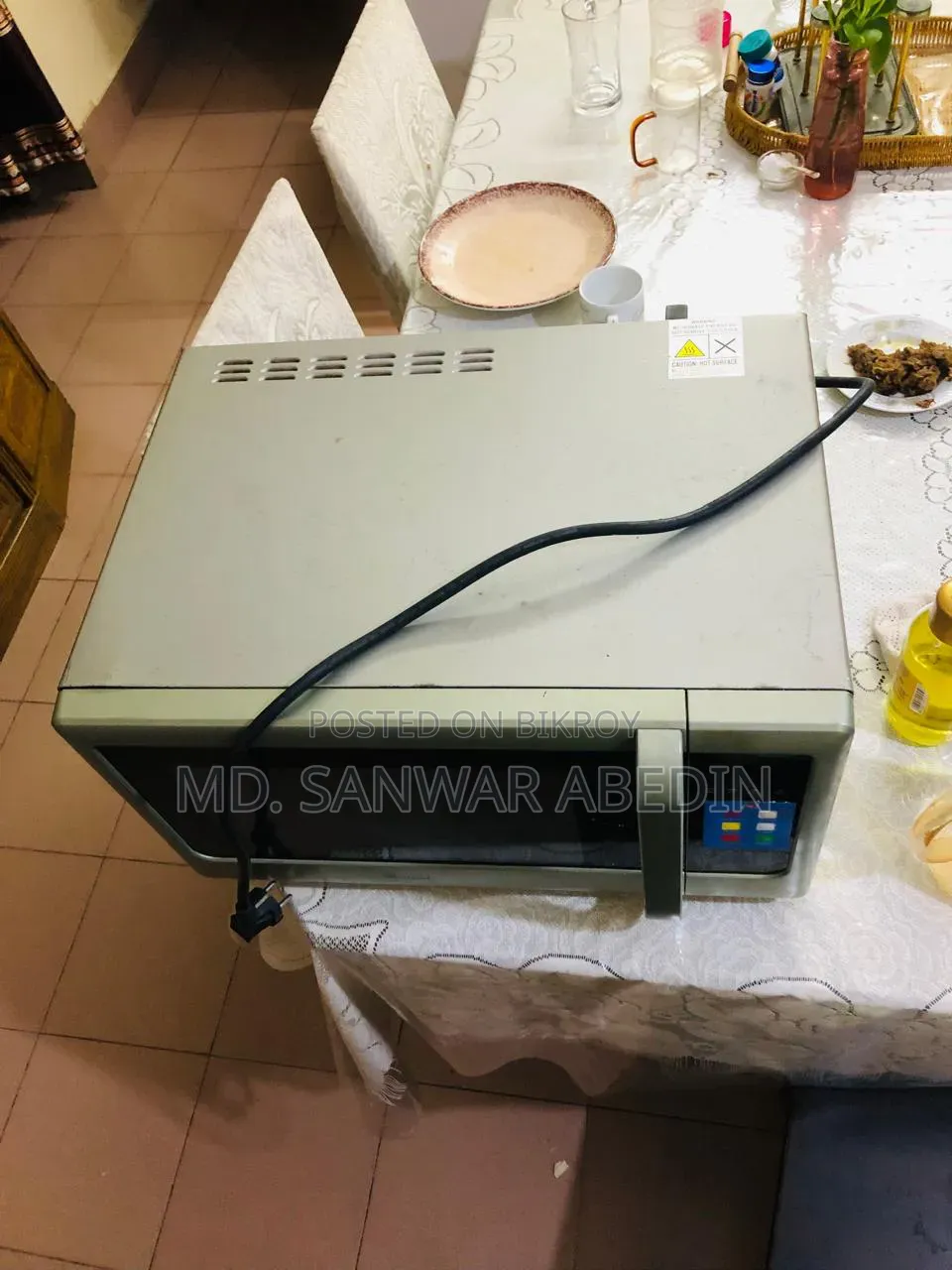 একটি ব্যবহার করা ওভেন এবং ফ্রেশ ওয়ারলেস রাউটার