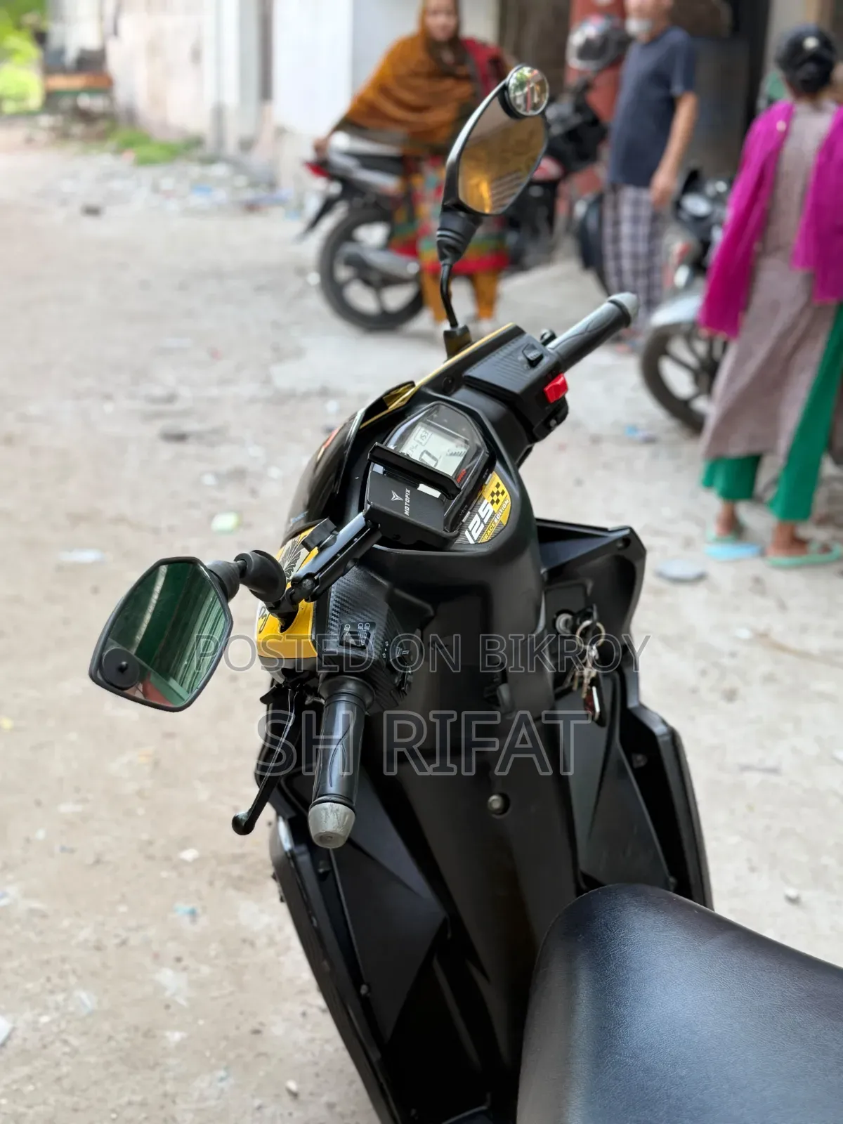 TVS 2024 Yellow
