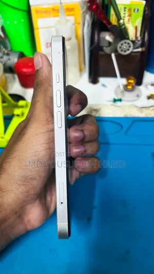 Apple iPhone 13 128 GB White