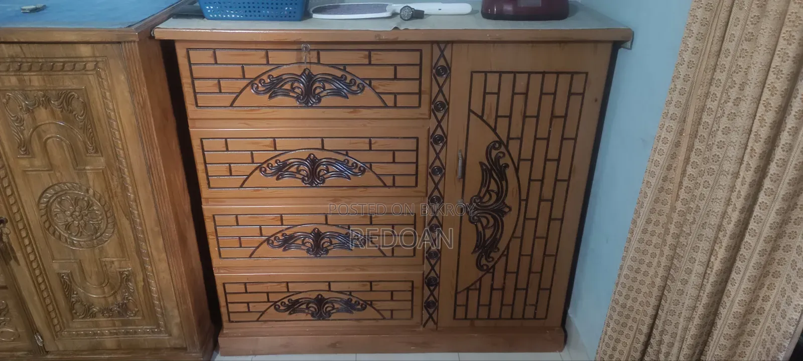 ওয়ারড্রব বিক্রয়