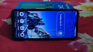Symphony Z47 64 GB Black