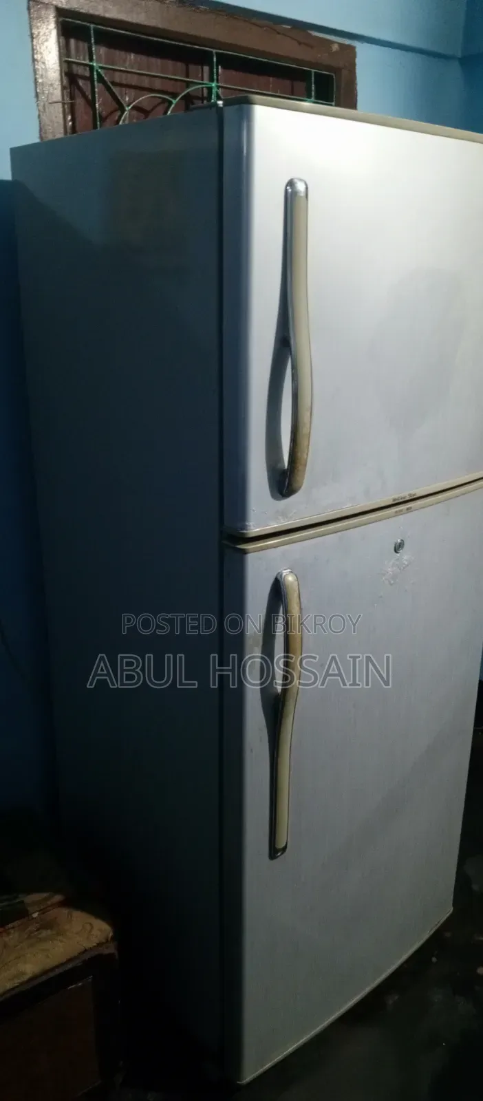 একটি বড় ফ্রিজ বিক্রি করা হবে ৩৪০ লিটার