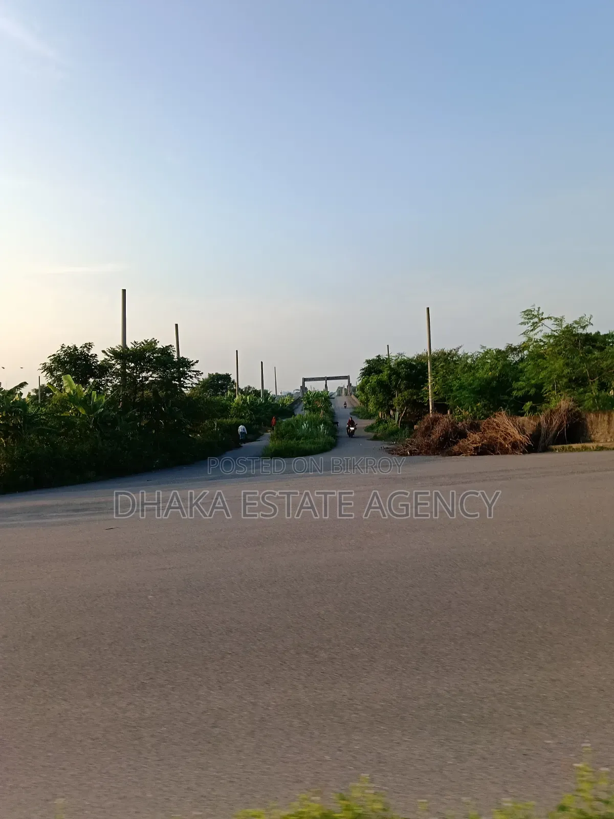 Sector-25, South Face 5 Katha Plot Sale