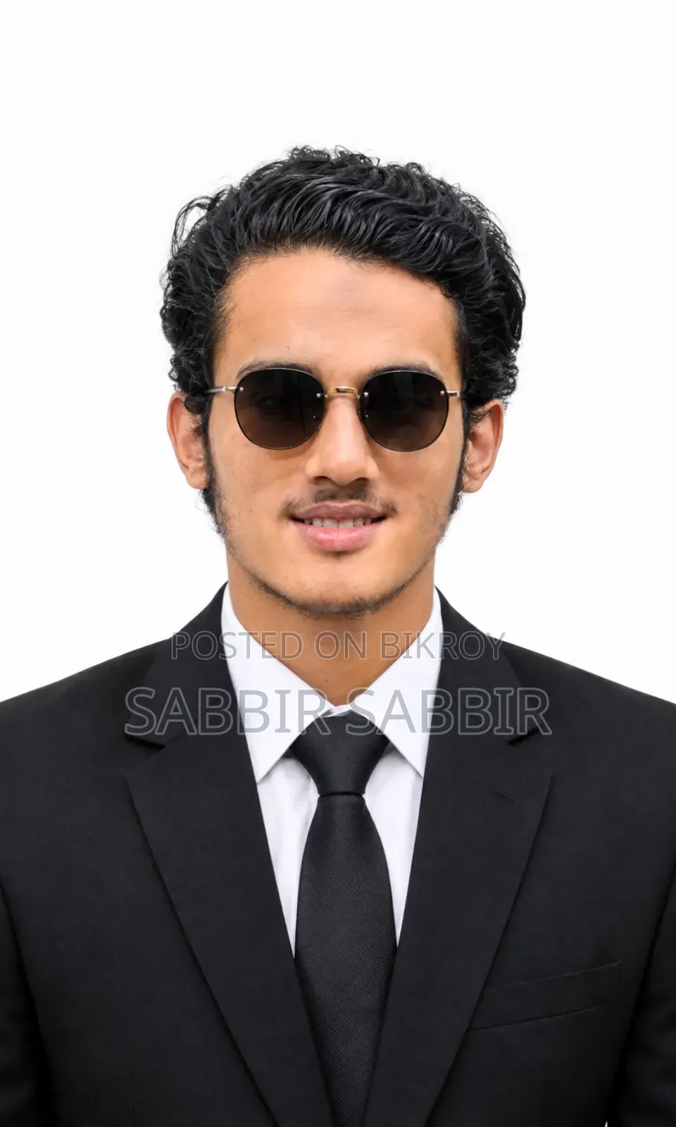 জরুরি চাকরি প্রয়োজন
