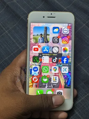 Apple iPhone 6s 64 GB Gold