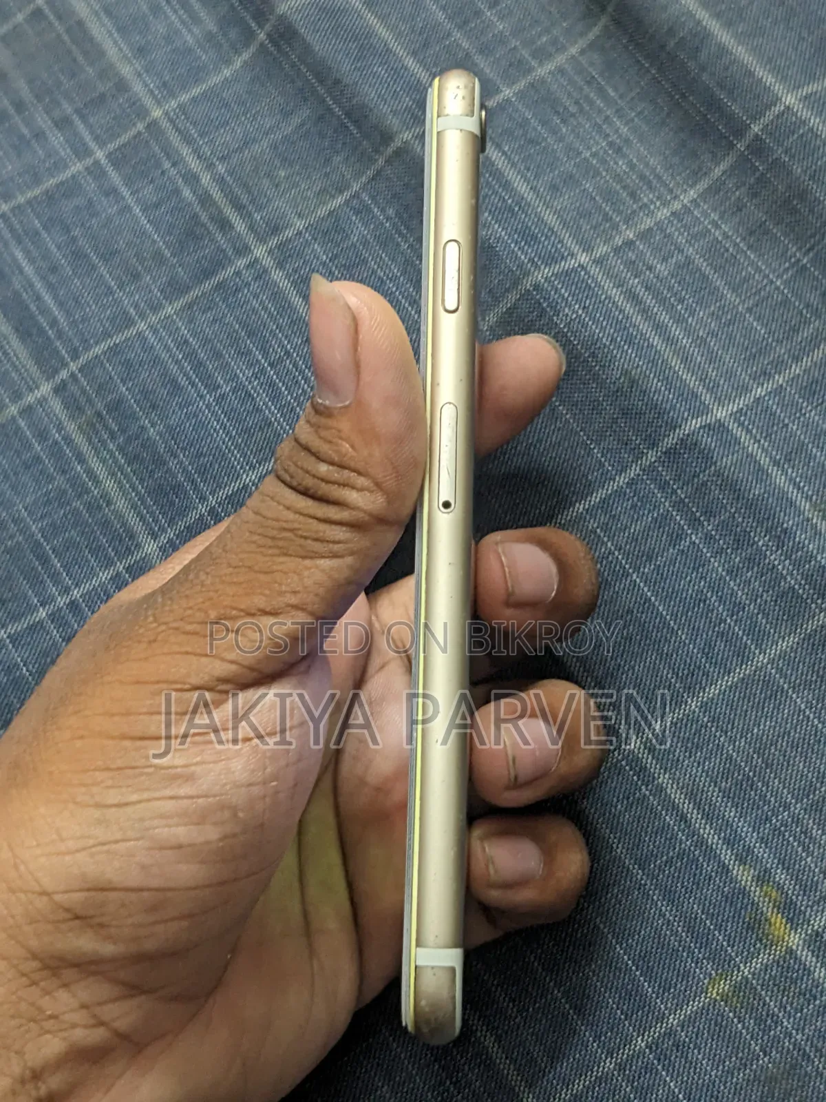 Apple iPhone 6s 64 GB Gold