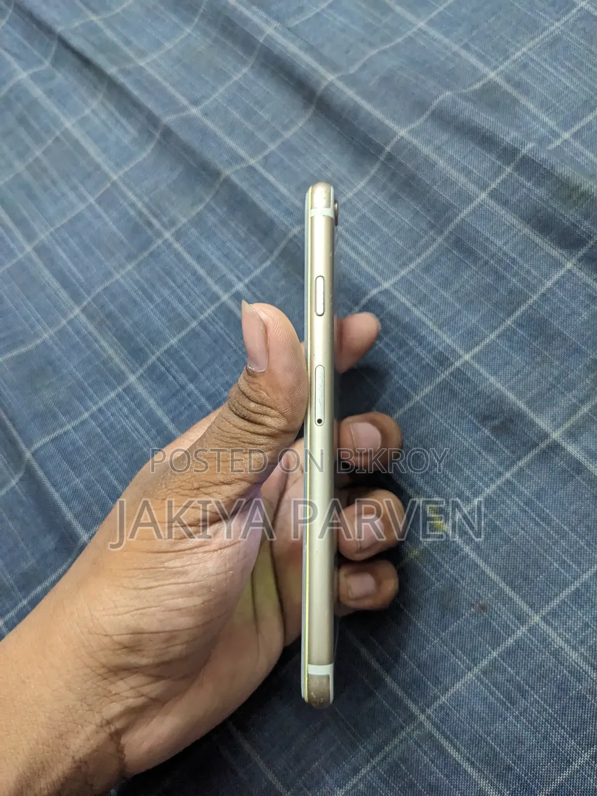 Apple iPhone 6s 64 GB Gold