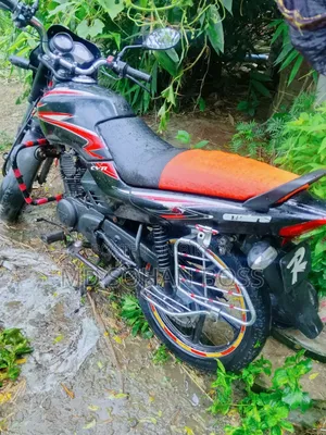 টিভিএস মেট্রো ২০১৪ কালো