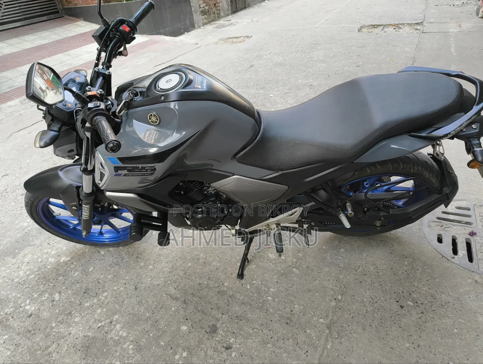 Yamaha FZS V3 2024 Gray