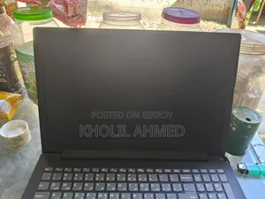 Laptop Lenovo Ideapad 3 4GB Intel Core i3 HDD 512GB