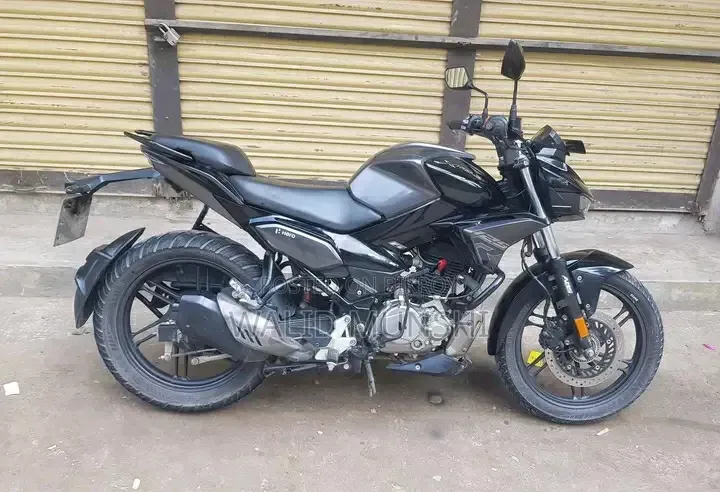 New Hero Xtreme 125R 2025 Black