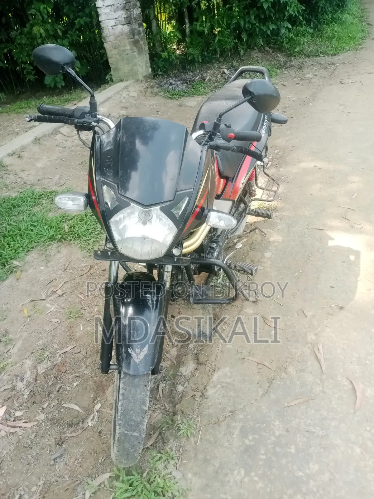 Mahindra Centuro 2017 Black