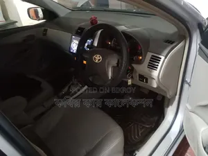 টয়োটা অ্যাক্সিও ২০০৮ সিলভার