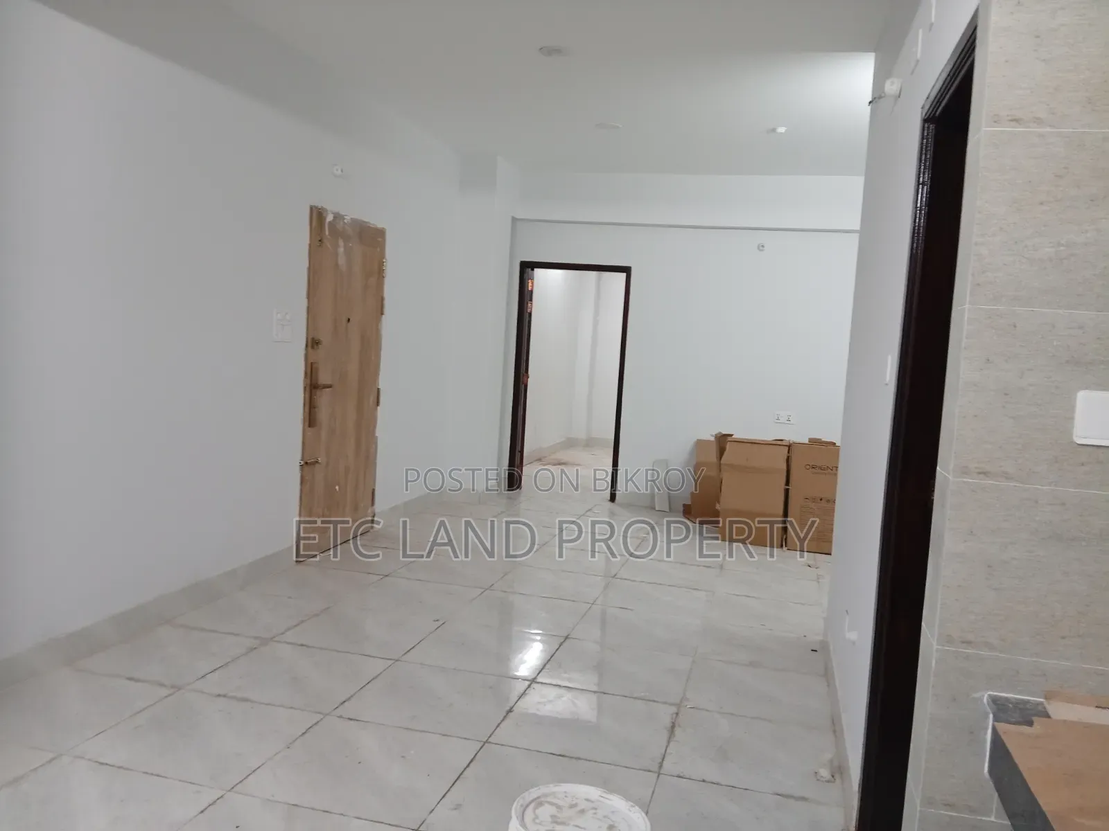 6 Bedroom Apartment in Monipur 60 Feet, Mirpur for sale