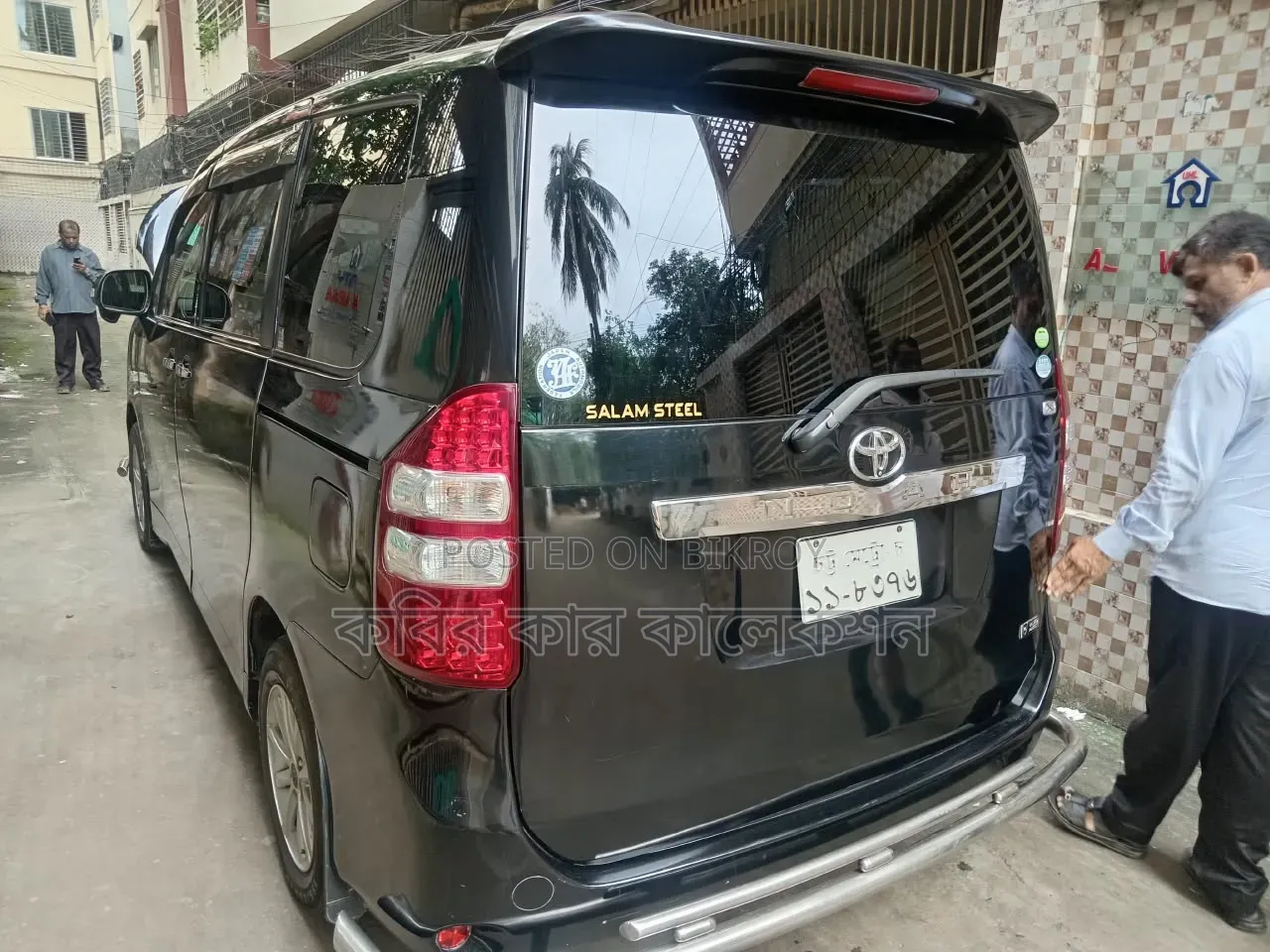 টয়োটা নোয়া ২০১৩ ব্ল্যাক