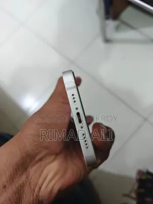 Apple iPhone 13 128 GB White
