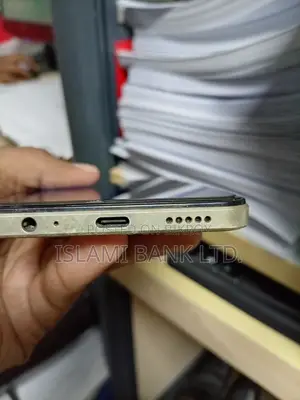 Vivo Y16 64 GB Gold