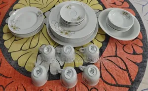 Dinner Set for Sale.