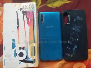 স্যামসাং গ্যালাক্সি এ৫০ ১২৮ জিবি নীল