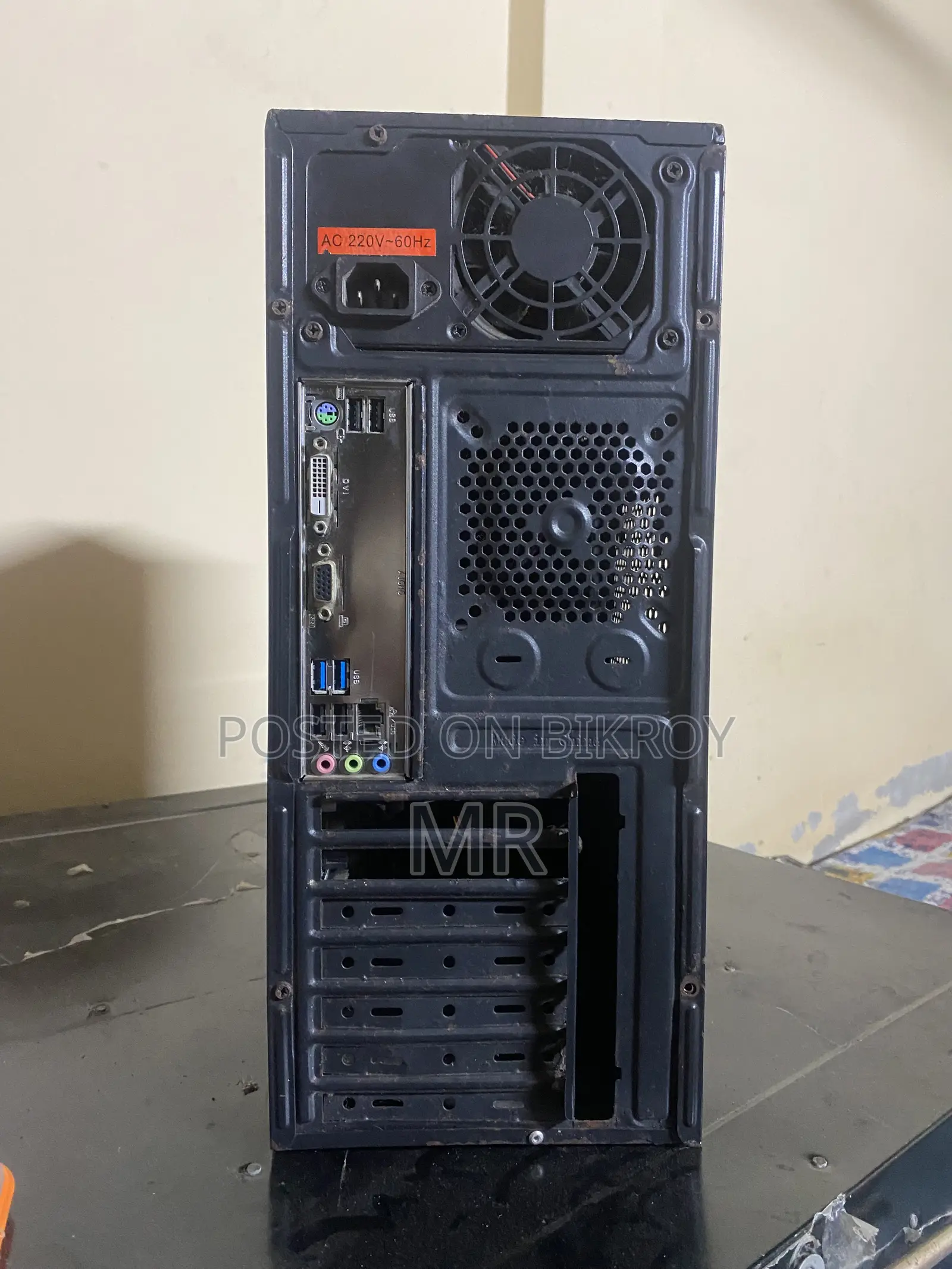 Desktop Computer 4GB Intel Core i3 HDD 320GB
