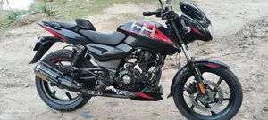 বাজাজ পালসার ১৫০ ২০২৩ ব্ল্যাক