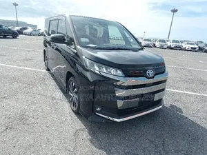 Toyota Noah 2022 Black