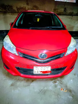 Toyota Vitz 2011 Red
