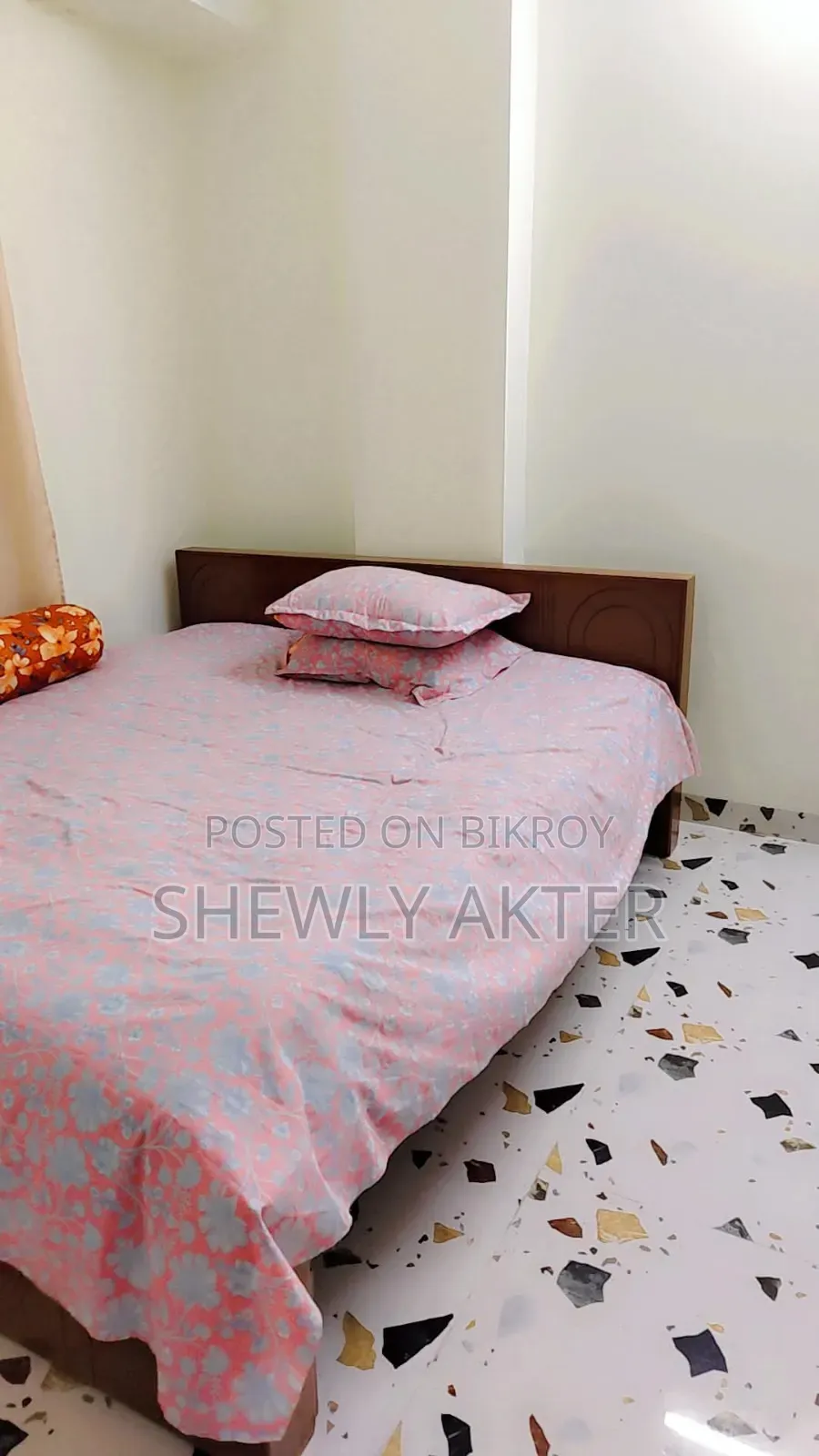 ১ টি খাট বিক্রি করা হবে যা মাত্র ১ মাস ব্যাবহার করা হয়েছে।