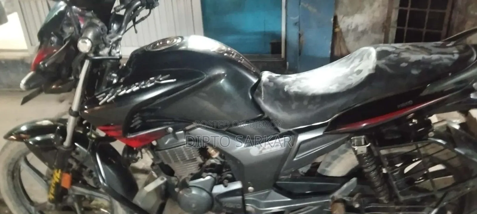 Hero Hunk 2021 Black
