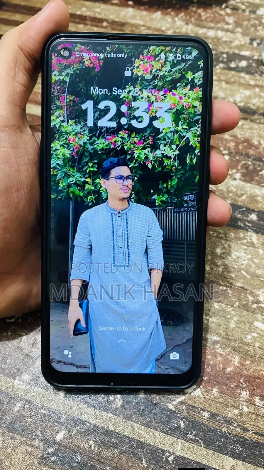 ওপ্পো রেনো ৮টি ১২৮ জিবি কালো