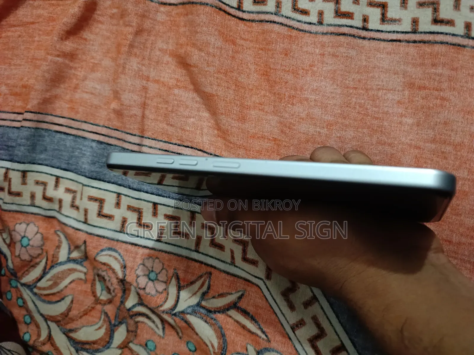টেকনো স্পার্ক গো ৬৪ জিবি সাদা